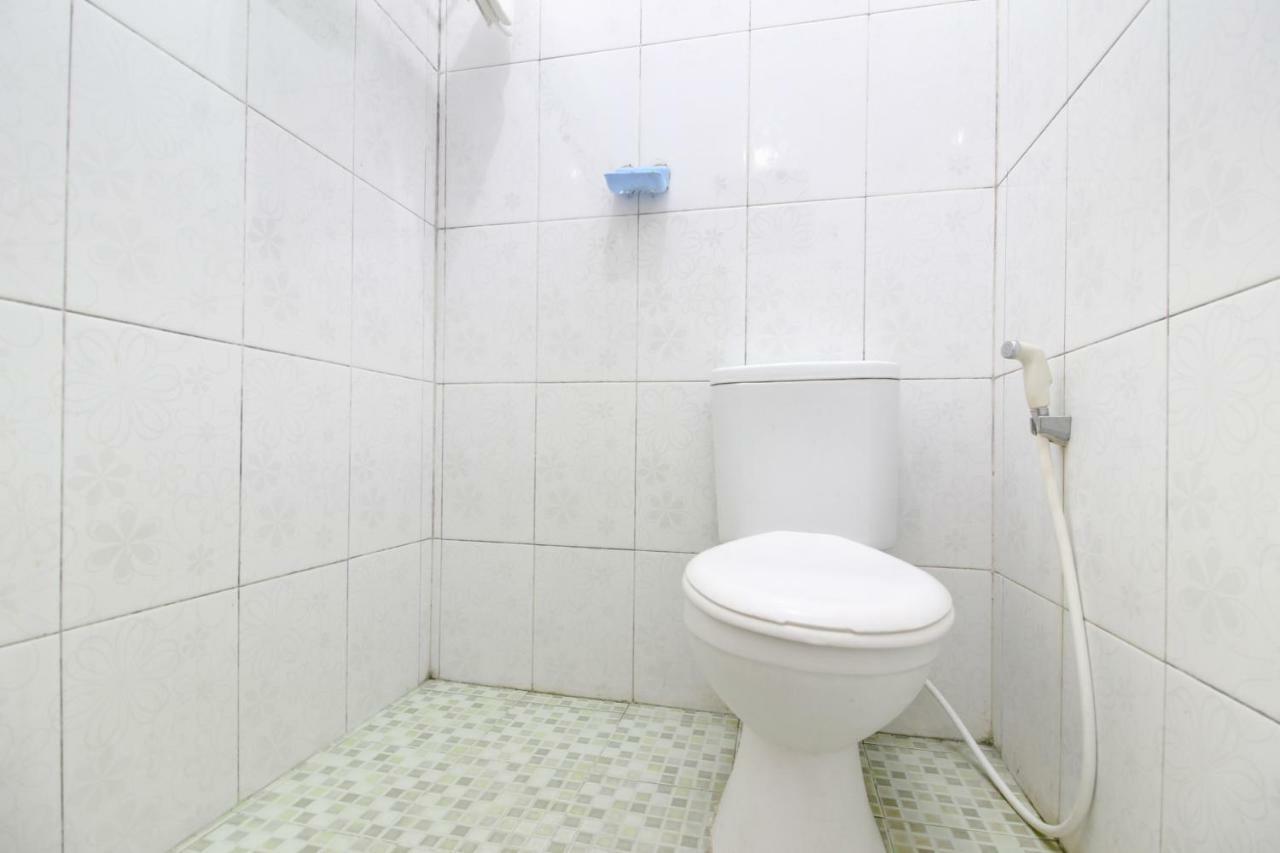 Guest house Reddoorz Near Rumah Sakit Condong Catur